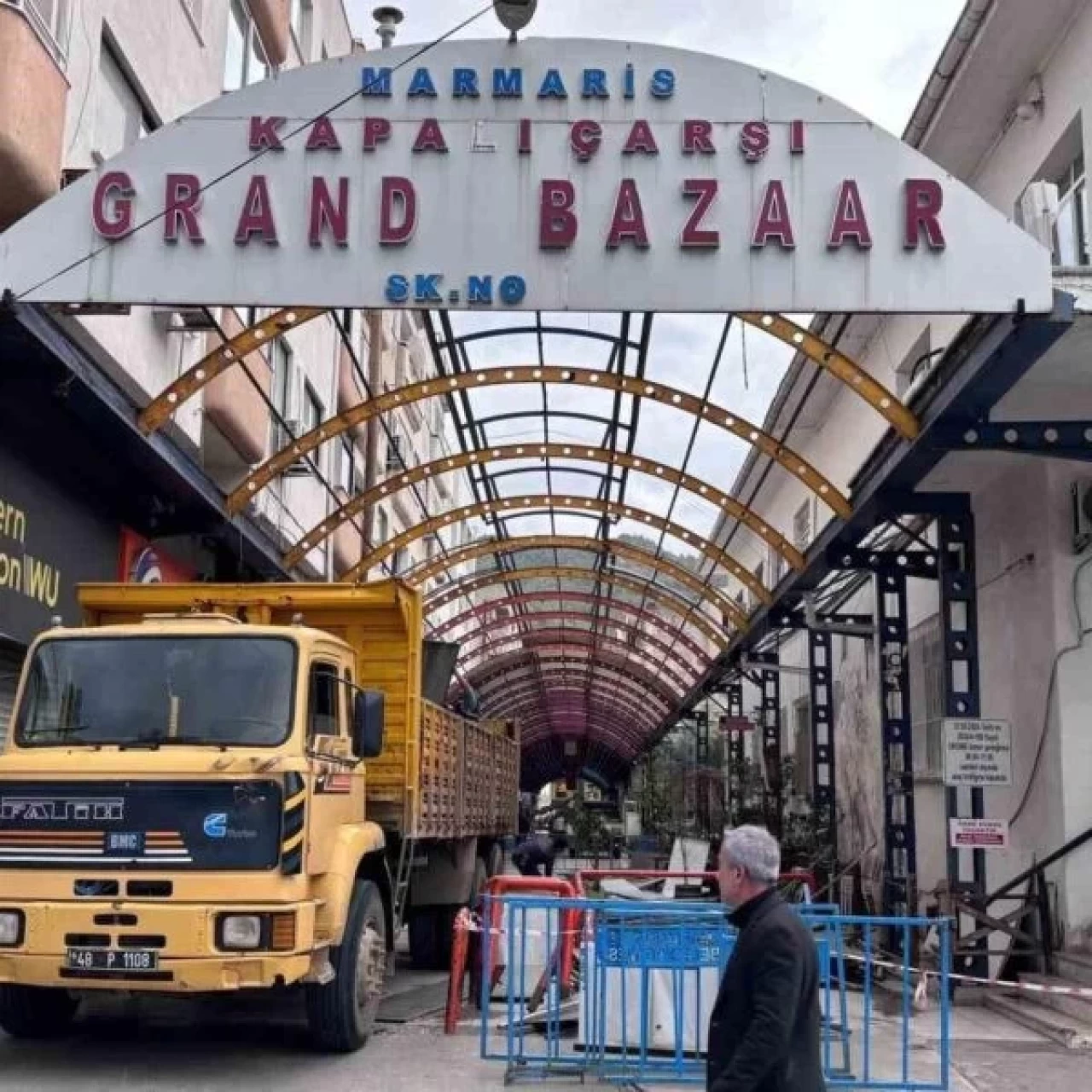 Marmaris Kapalı Çarşı Tadilatı Esnafı Canından Bezdirdi!