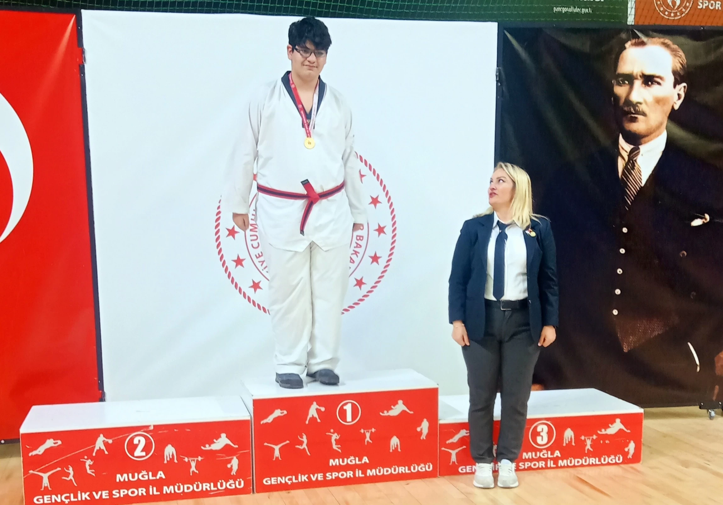 Sporcularımız Yıldızlar Taekwondo Müsabakasından Madalyalarla Döndü!